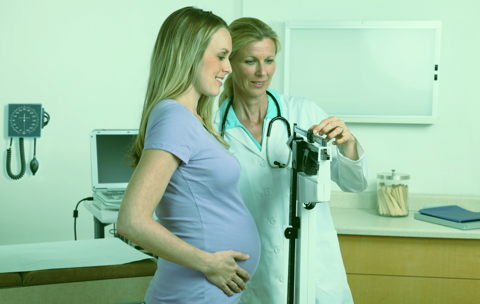 How To Keep Your Weight Gain On Track During Pregnancy MedCells Cord 