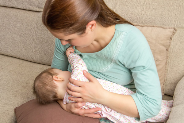 5 Top Reasons to Breastfeed Your Baby