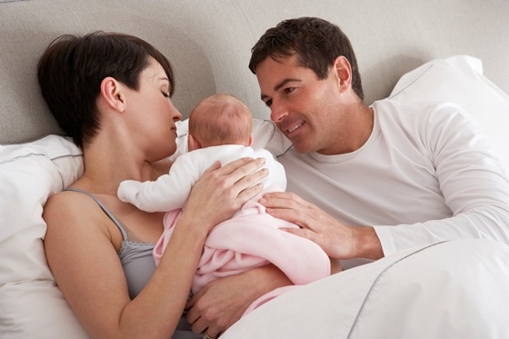 Pros and Cons of Co-Sleeping With Your Baby