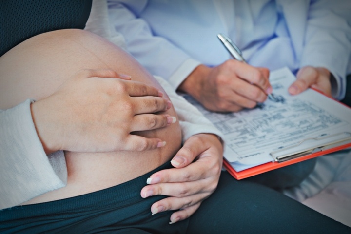 What to Expect On Your First Prenatal Check-Up