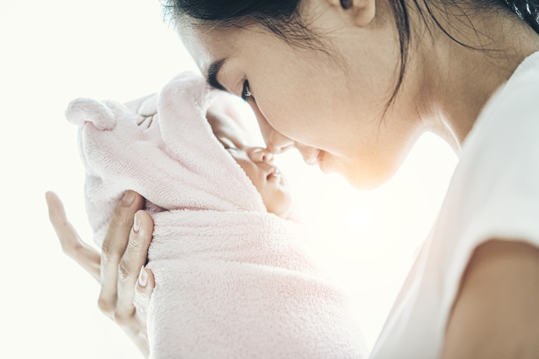 6 Tips to Build Your Confidence as a New Mom