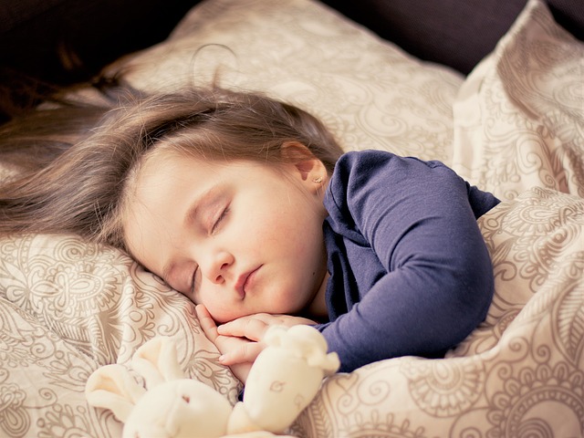 Tips for Helping Your Toddler Sleep Early